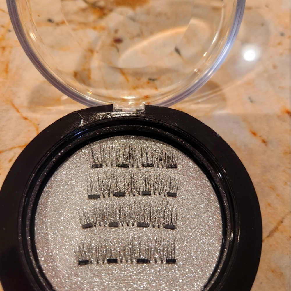 Magnetic Lashes